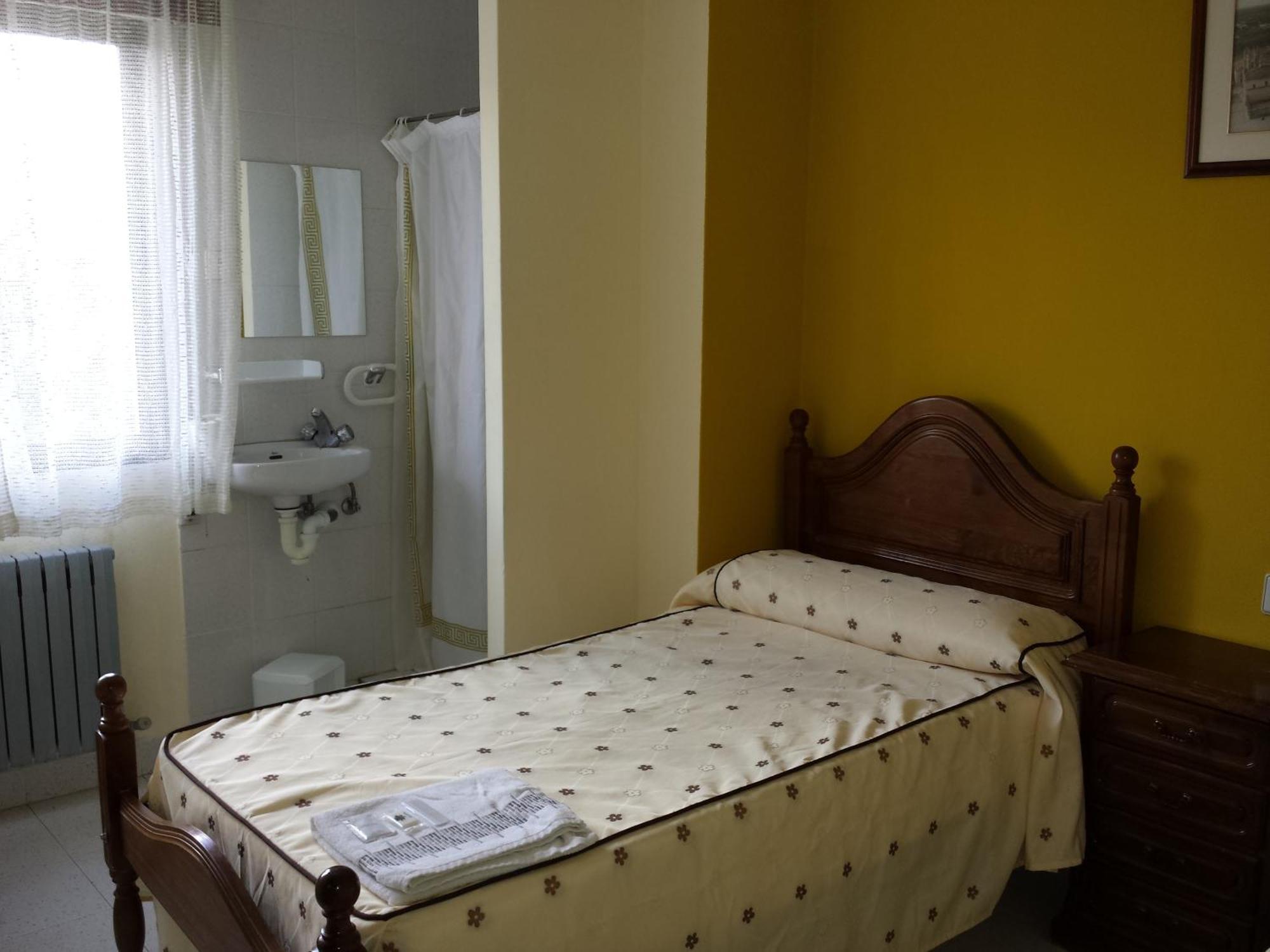 Hostal Atila Ricobayo 外观 照片