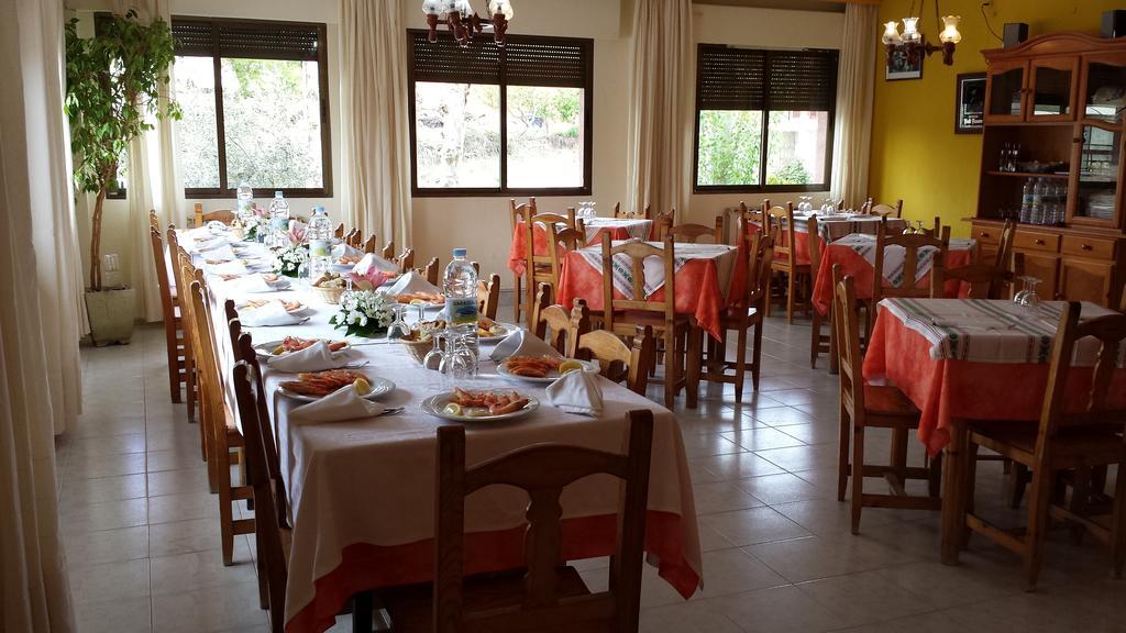 Hostal Atila Ricobayo 外观 照片