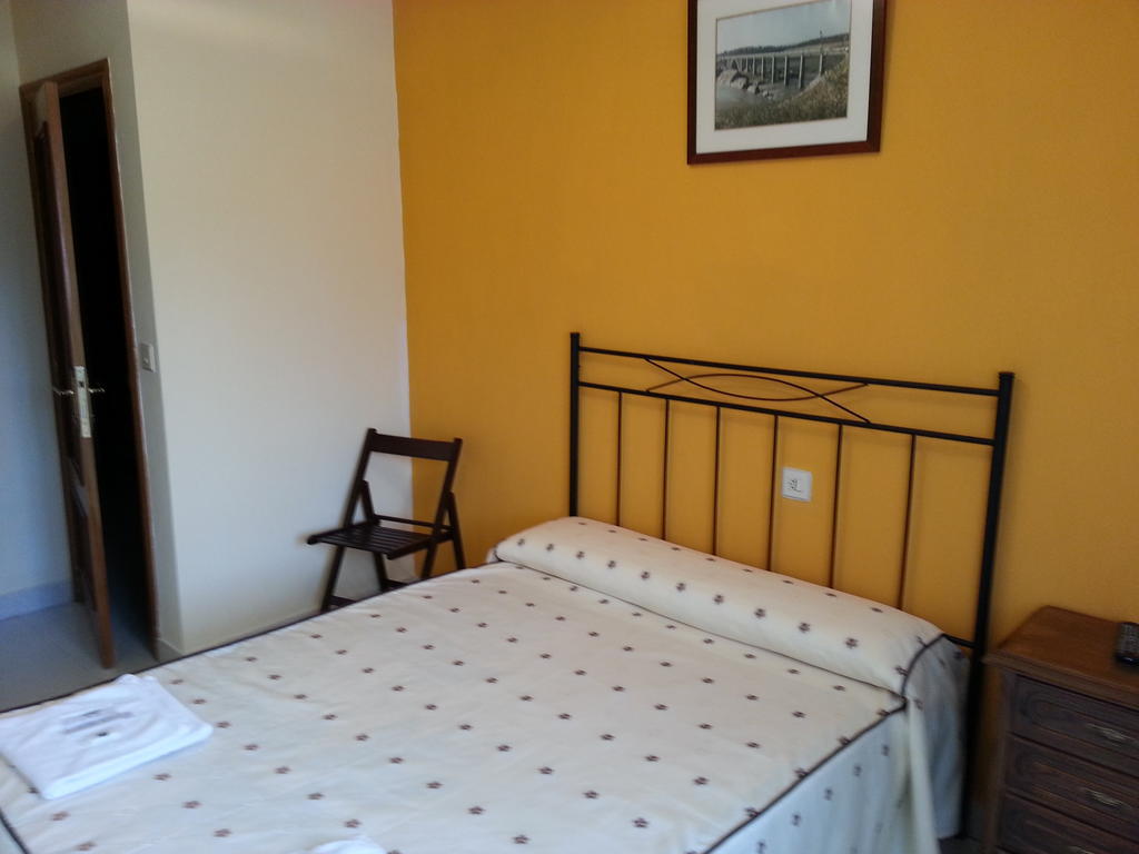 Hostal Atila Ricobayo 客房 照片
